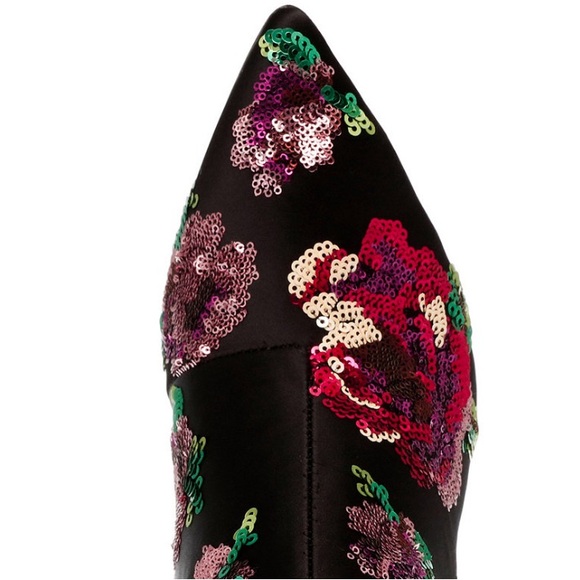 Betsey Johnson
Women's Coper Sequin Floral
 NEW with box size 8/5.            #2 - Picture 8 of 8